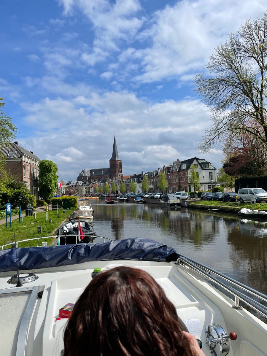 #Koningsdach in Maarssen.

Unsere Terminwahl zum Boot fahren einfach immer geil. 🇳🇱
