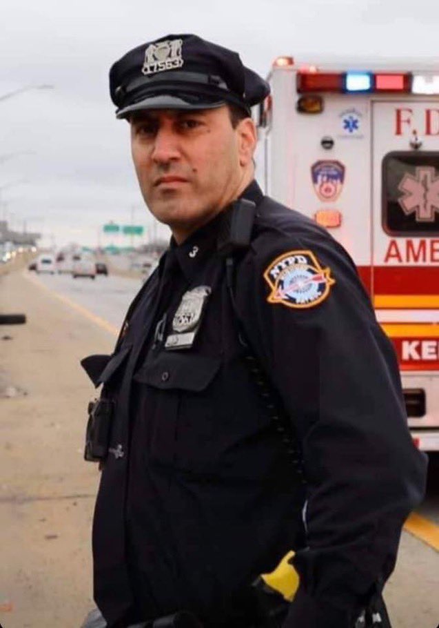 Three years ago today, we lost our @NYPDHighway 3 brother P.O. Anastasios Tsakos after he was struck and killed on the LIE. Even though his killer has been convicted and sentenced, the pain of his loss has not faded. He will never be forgotten. #FidelisAdMortem