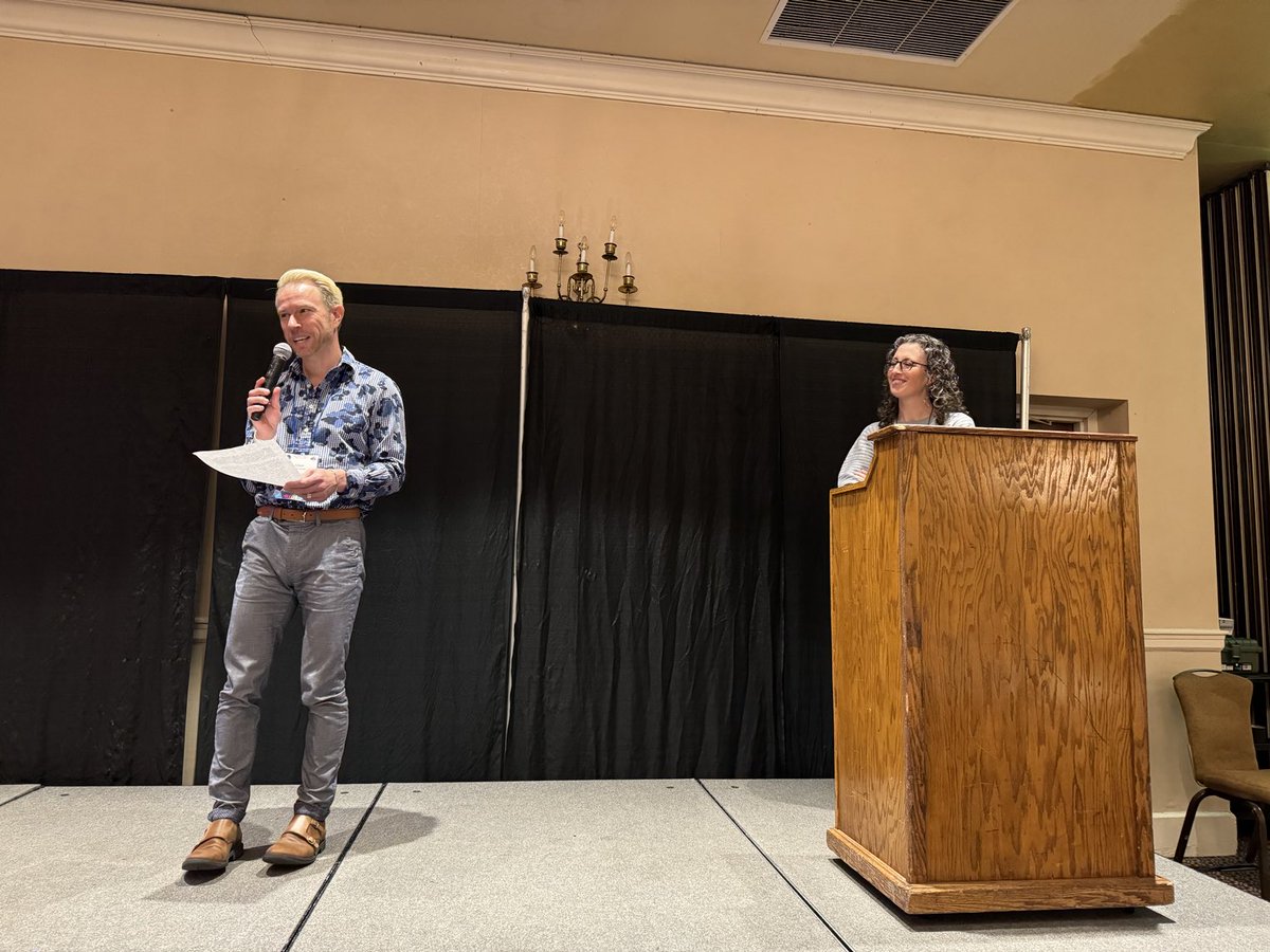 Happy to have ⁦<a href="/HeinemannPub/">Heinemann</a>⁩ author #ReadingStrategies2.0 ⁦<a href="/JSerravallo/">Jennifer Serravallo</a>⁩ ⁦<a href="/mraread/">Mass. Reading</a>⁩ #LiberatingLiteraciesLuncheon #Thankyou!