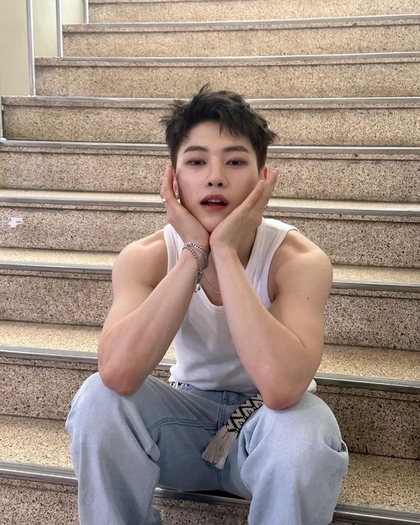 seokmath's tweet image. AI QUE FOTOS MAIS FOFAS DO MUNDO