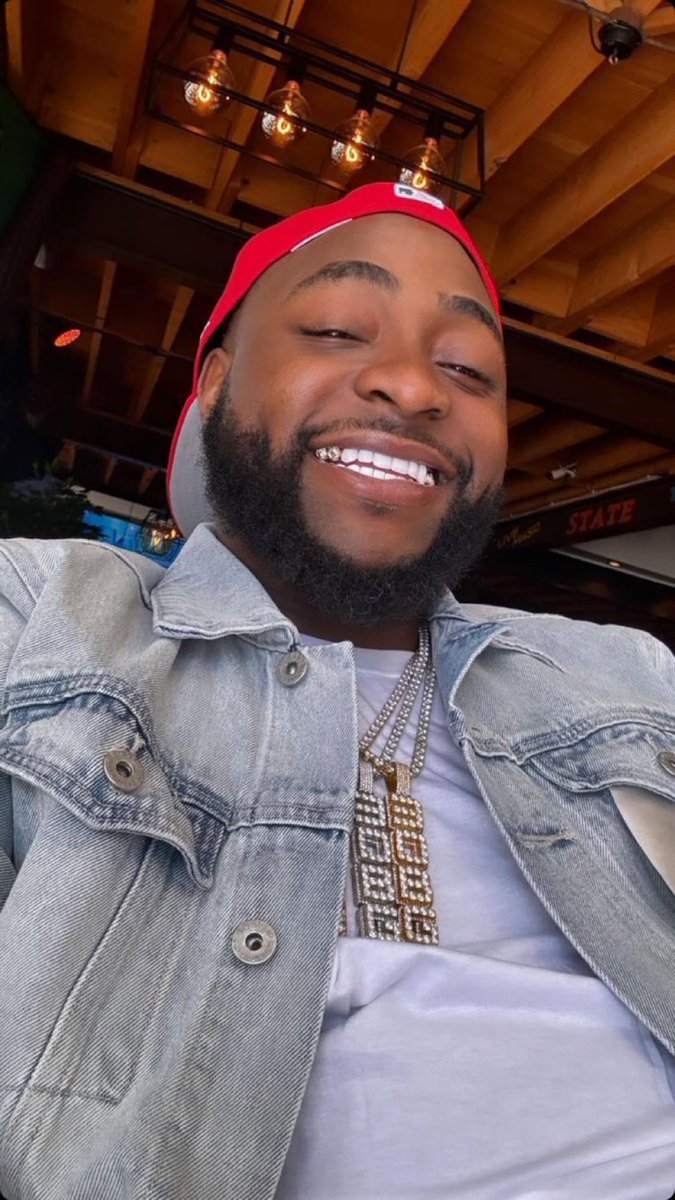 If Davido kiss me with this teeth I no go watch my mouth again 😭🔥😂