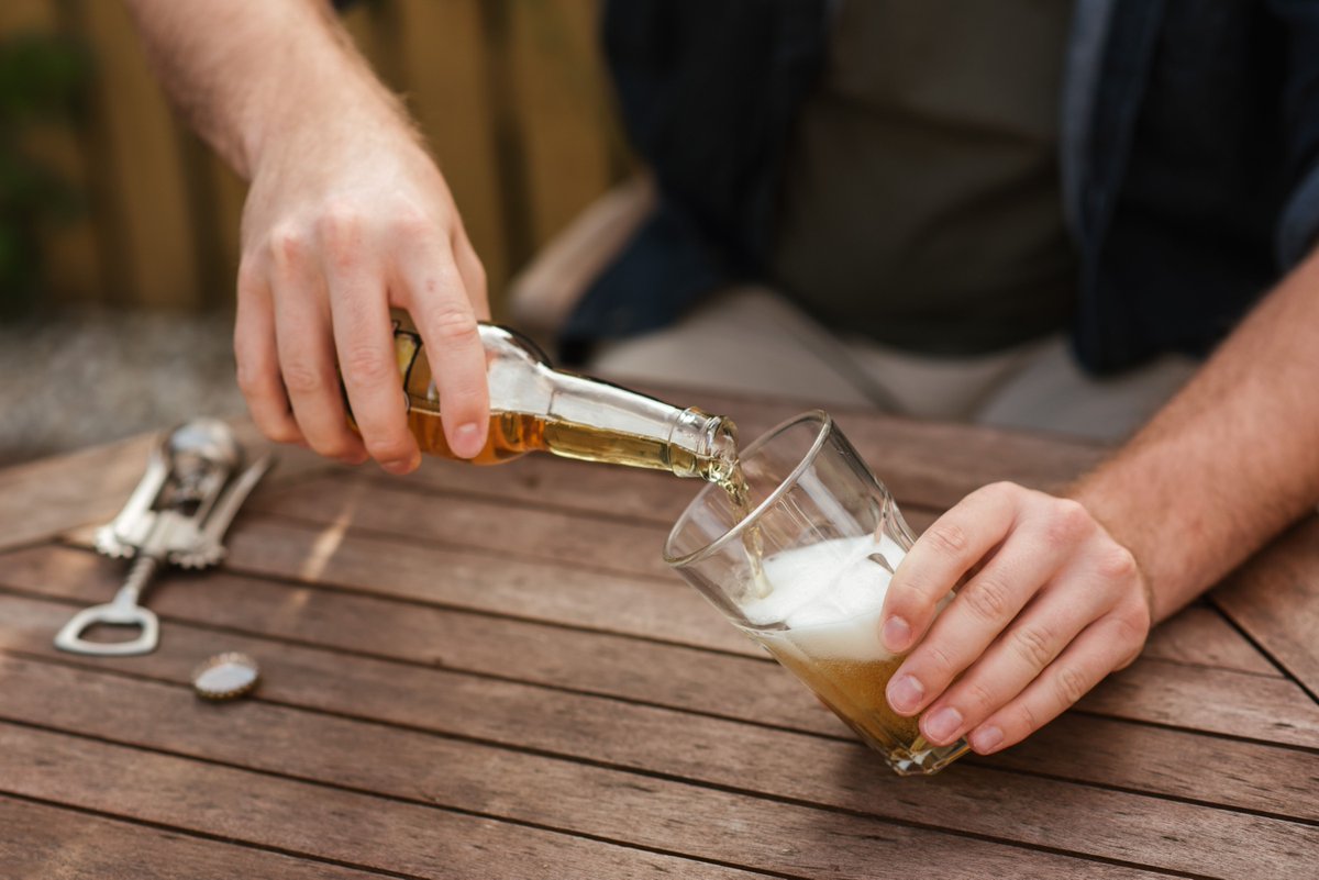 Can Heavy Drinking Lead to Dementia?

Find out what experts say about excessive alcohol use and the risk of serious cognitive issues.

everydayhealth.com/dementia/can-h…

#AddictionHelp #AddictionTreatment #WellBeing