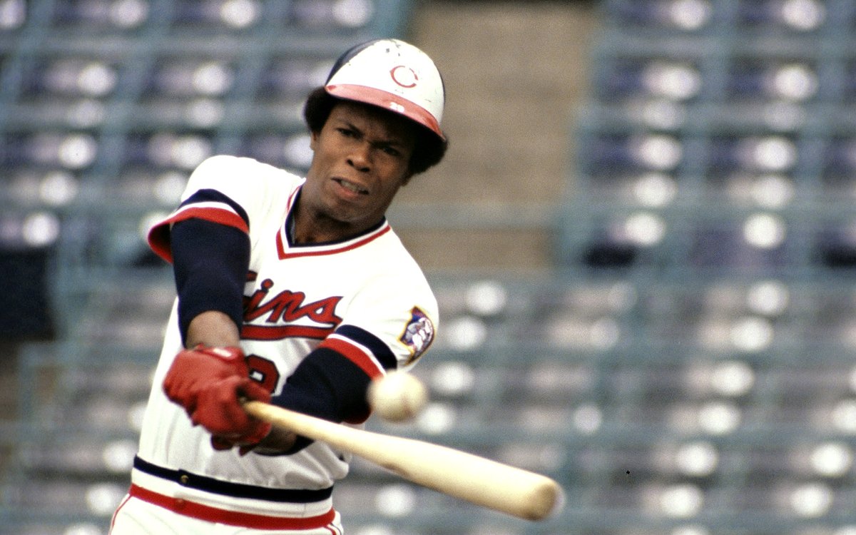 Vacílate esto: 

El panameño Rod Carew es el único pelotero de MLB que ha ganado un título de bateo sin pegar un jonrón eso fue en la temporada de 1972.