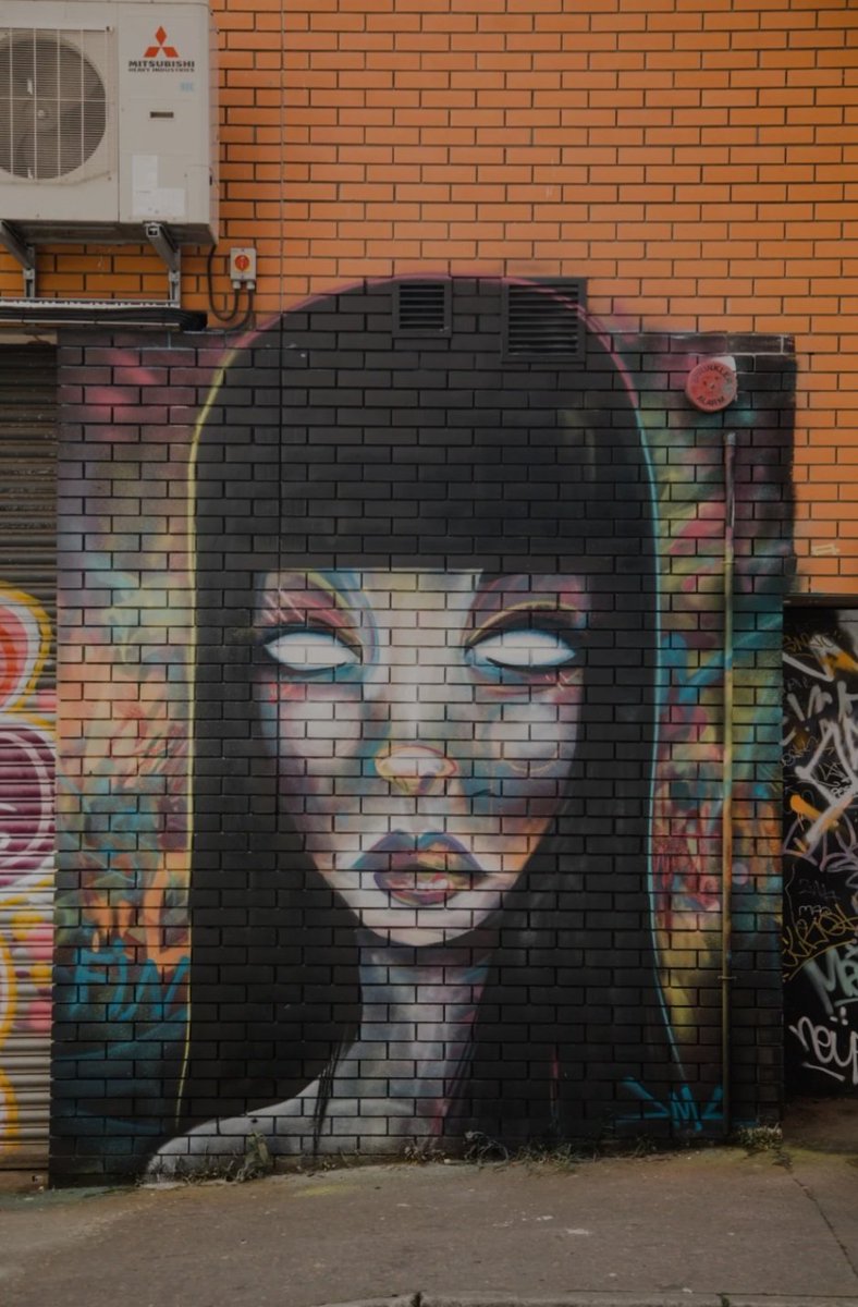 Bonjour 👀 #streetart. #urbanart. #mural By : DMC ( Dermot McConaghy )