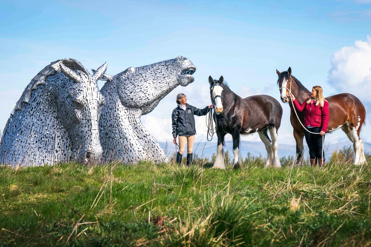 Happy birthday to The Kelpies - I love photographing them! Amanda Merchant and Kelly Stirling are pictured with their beautiful Clydesdales Maggie May and Iona this morning for the 10th anniversary celebrations.

#thekelpies #thekelpies10 #horses #clydesdale #falkirk #scotland