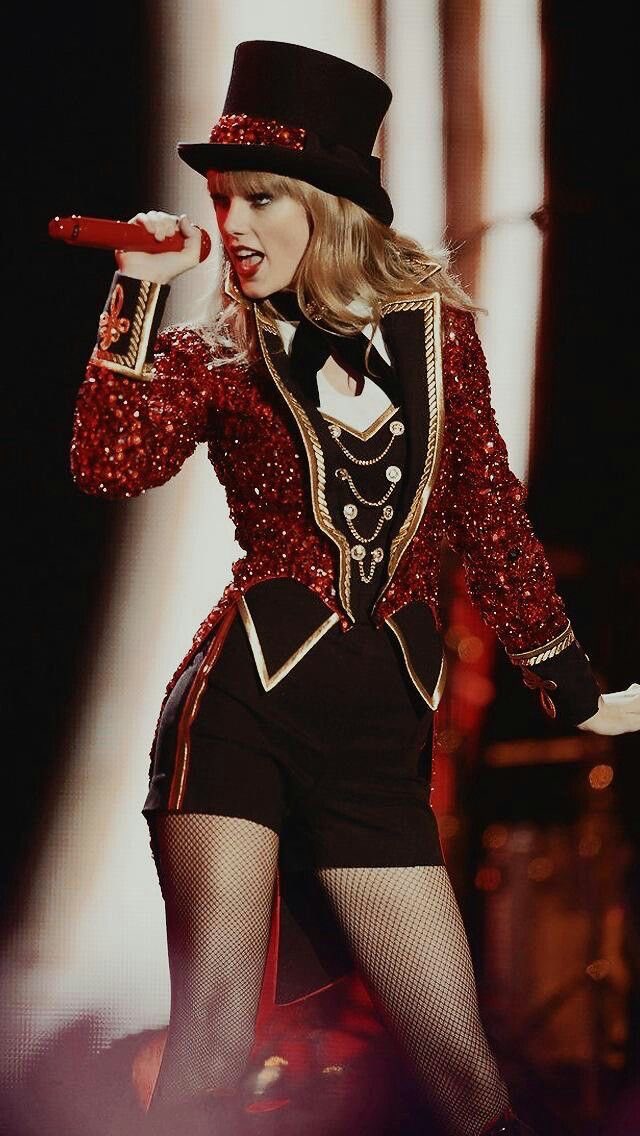 maroonswiftieee tweet picture