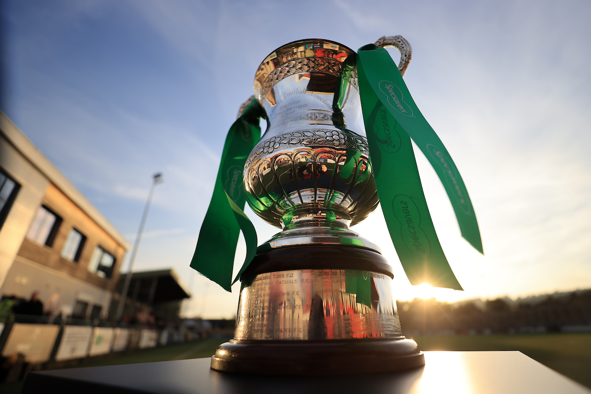 5 days left until the @Specsavers Surrey Senior County Cup final between @FarnhamTownFC and @South_ParkFC 🗓️ Wednesday 1st May 🎟️ eventbrite.pulse.ly/z12vmux3vd ⚽ Meadowbank Stadium, Dorking #SurreyFootball #FarnhamTown #SouthPark #Football #GrassrootsFootball #Magicofthecup