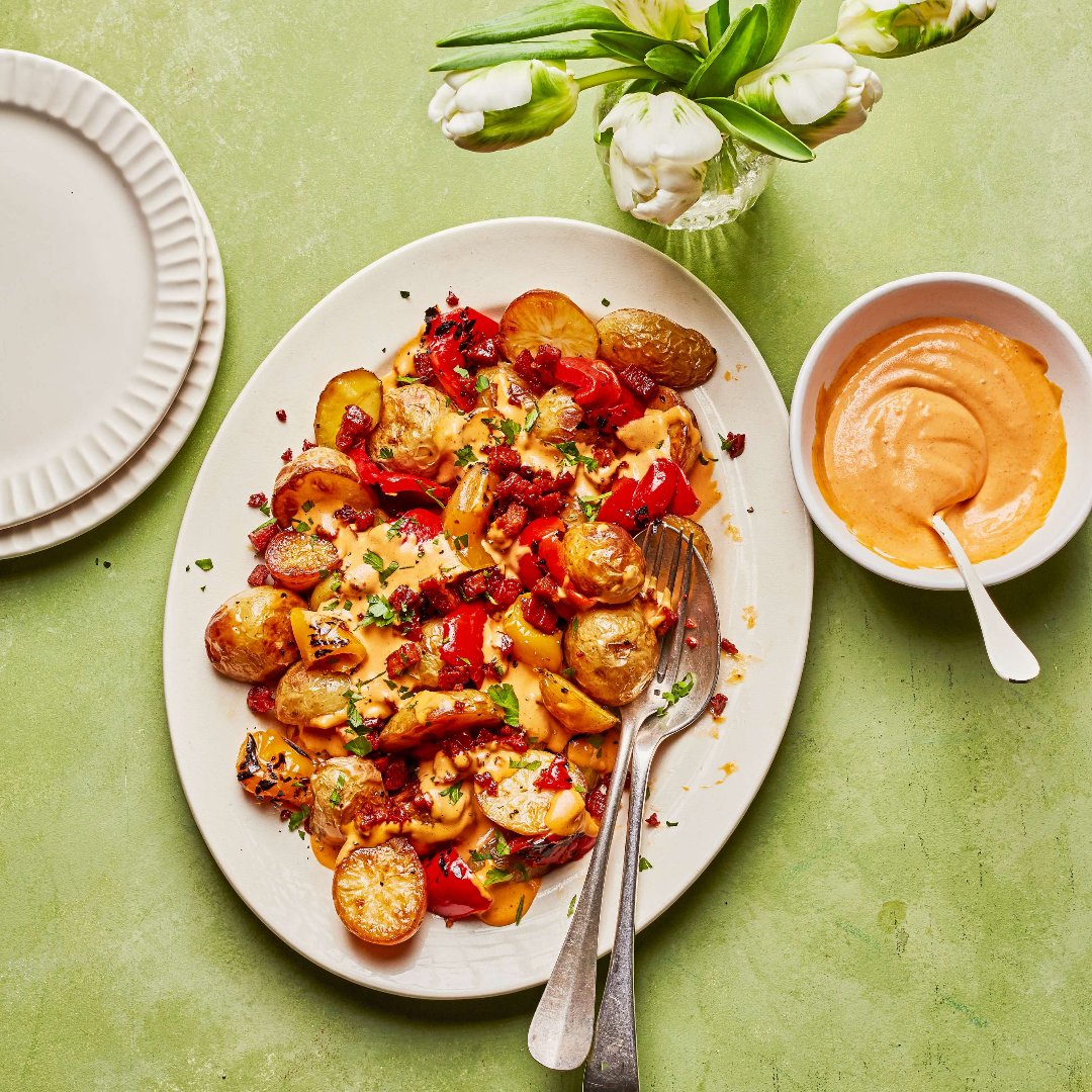 Combine crispy new #potatoes with chorizo oil-infused creamy #aïoli spr.ly/6010btkAQ