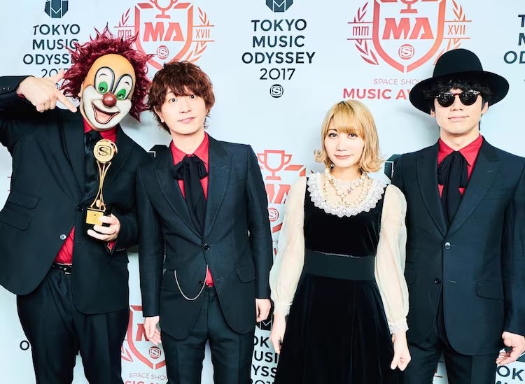 【速報】SEKAI NO OWARI による最新曲 「Romantic」の先行視聴がInstagramでスタート。投稿の際に同曲のショートバージョンがBGMとして使用できるようになった。この曲は4月19日からスタートしたTBS系金曜ドラマ『9ボーダー』の主題歌で、地上波での部分的なオンエア以外で聴けるのはこれが初。