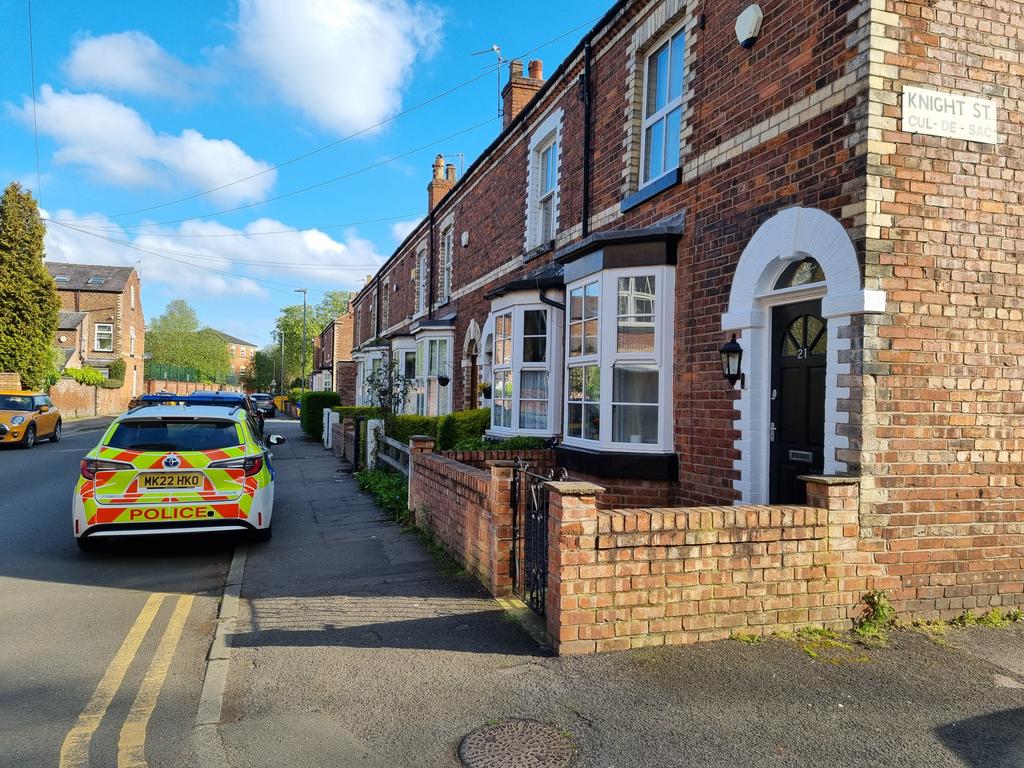 Thank you to @gmpolice for their continued presence in #Didsbury Village. That, plus our new CCTV cameras, is helping to reduce anti-social behaviour. @LindaFLabour @Bell2Leslie