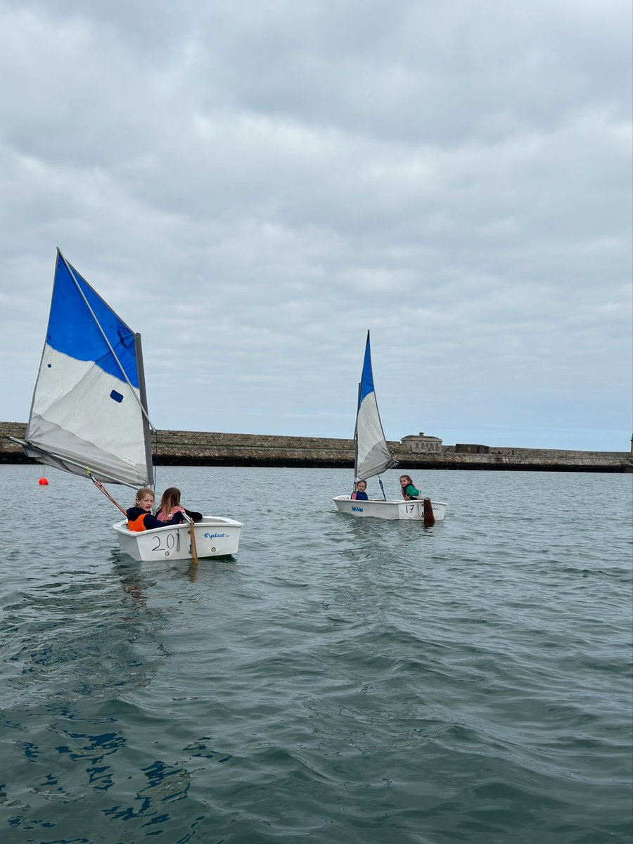 It's been a fantastic week at the Irish National Sailing & Powerboat School! Thrilled to welcome GKNS, Conleths, CBC, Willow Park, St. Patrick's Dalkey, Gonzaga, St. Andrews, and Booterstown National School! 🤩 Let the adventures continue!