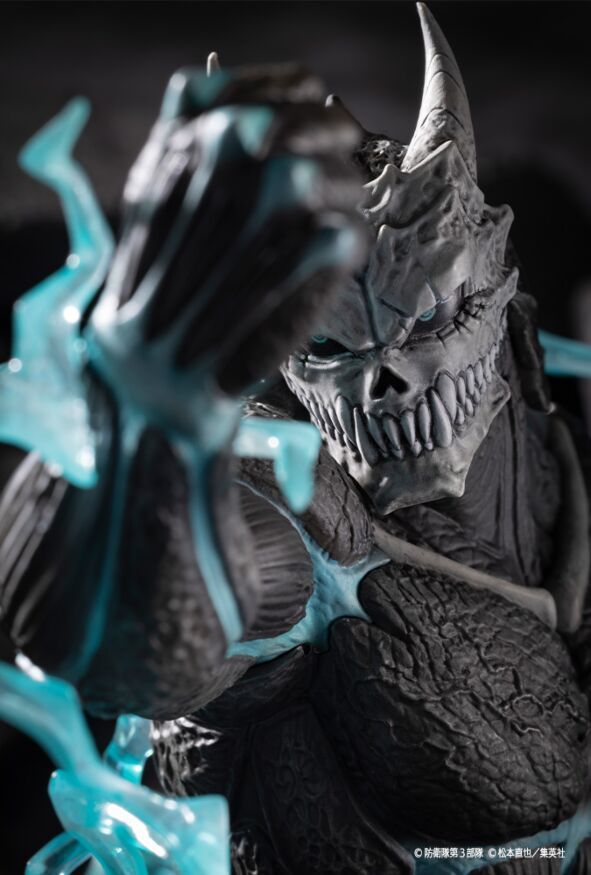 Only a couple of episodes in and Kotobukiya will already be blessing us with 2 gorgeous ARTFX J figurines from Kaiju No. 8 of Kafka in his human and kaiju forms! Both Available to preorder now! Release Date: December 2024 buff.ly/3w7Mfs2