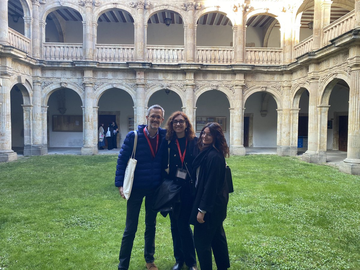 Un verdadero placer haber trabajado codo con codo cerca de un año con <a href="/pbarbaguerrero/">Paula Barba Guerrero</a> y <a href="/J_RuanoG/">Javier Rg</a>. Espero que no sea la última vez pero no sin antes un más que merecido y largo descanso.