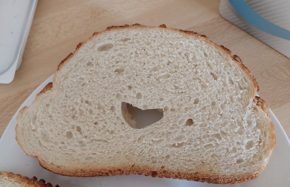 When your bread just finds everything hilarious😆🤣🤣🤣

#GoodMorningWorld #HappySaturday #UseYourLoaf #ItsAllHilarious