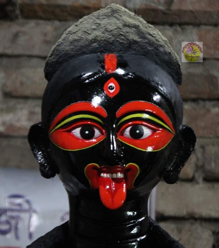 The Head Goddess of Konnagar.

Maa Shakuntala. She getting ready now