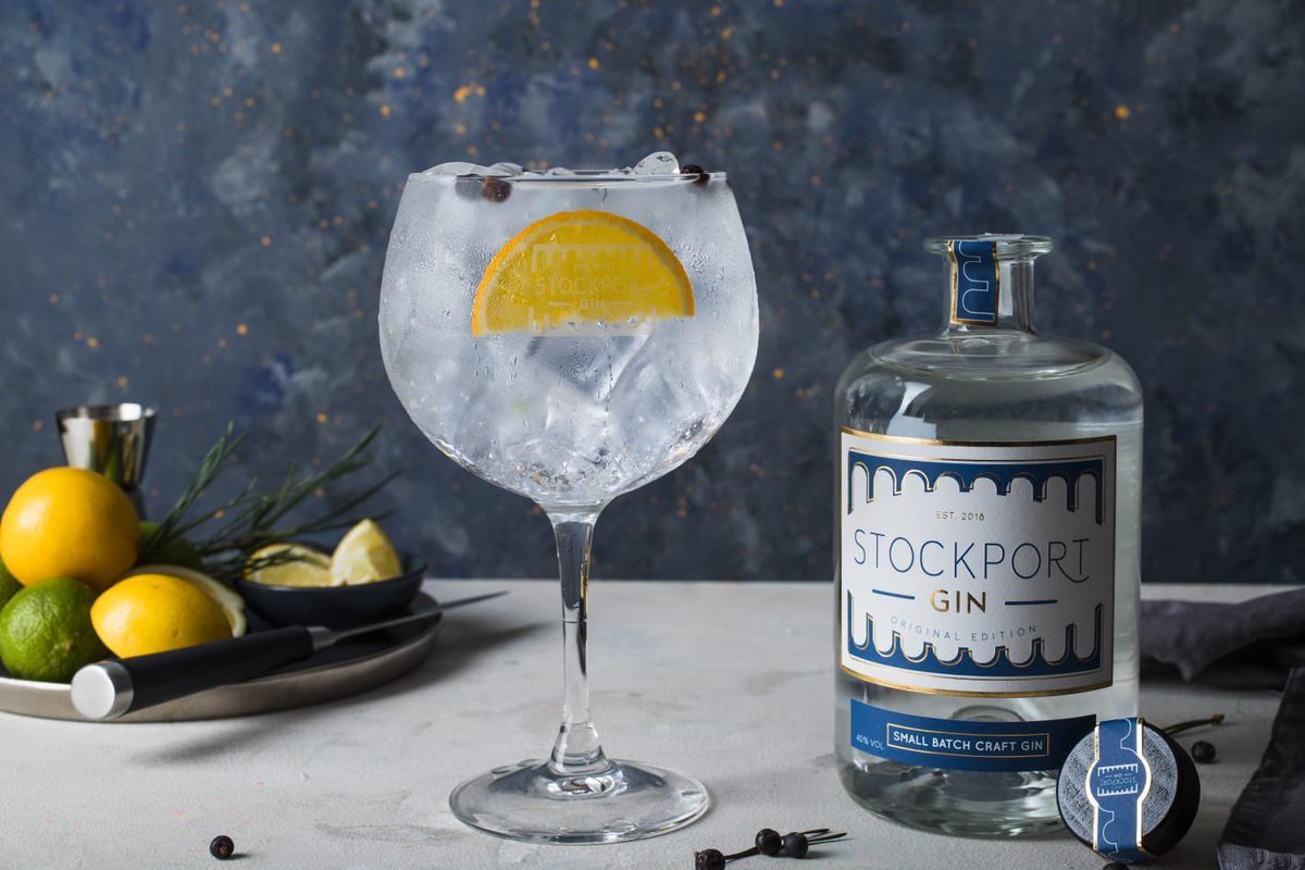 Discover what’s on offer in #Stockport. Explore the flavours of #gin at @stockportgin 😊 #MadeInStockport #UKGiftHour #UKGiftAM