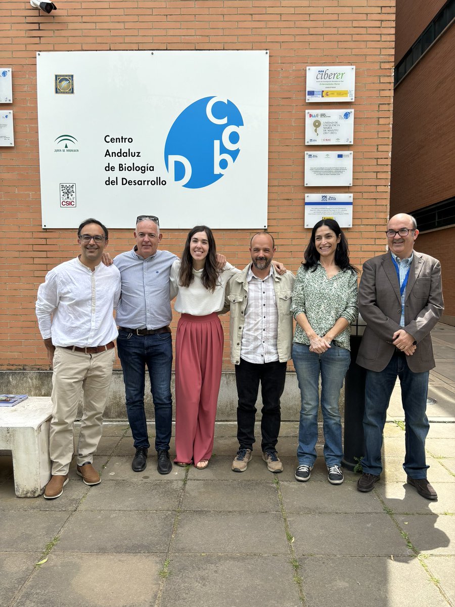 Lola's PhD committee was formed by: Alberto Elias from <a href="/ibis_sevilla/">IBiS</a> <a href="/unisevilla/">Universidad de Sevilla</a>, Silvia Salas from #CABD <a href="/pablodeolavide/">Pablo de Olavide</a> &amp; Alejandro Perez from <a href="/InfoUMA/">Universidad de Málaga</a> . Great discussion! We wish Dr. Pejenaute the best in the next step of her career!