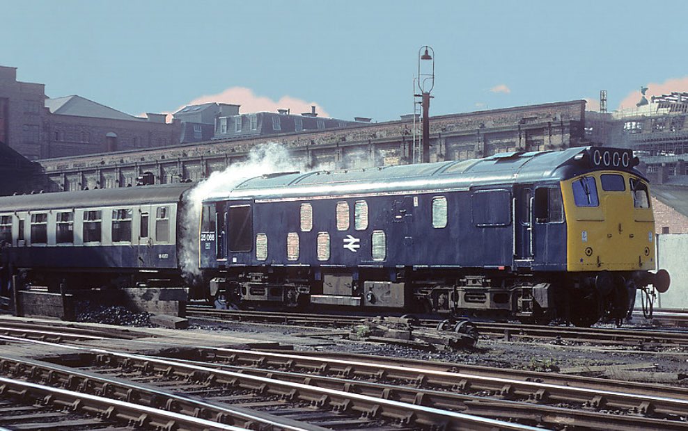 25066 at Liverpool Exchange with the “Liverpool Exchange Farewell” tour, the boiler is producing a copious amount of steam for the train heating, 9th April 1977 #Raturday 📸 Terry Draper