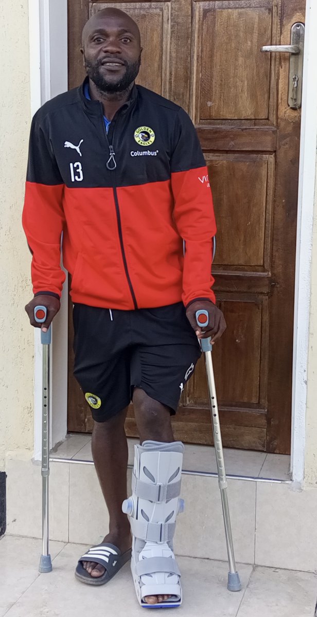 Wishing a speedy recovery to striker Rodwell Mhlanga who suffered a fracture to his ankle against Chinhoyi Stars on Wednesday. 

He is expected to be out for 10 weeks. 

#GondoHarishaye🦅