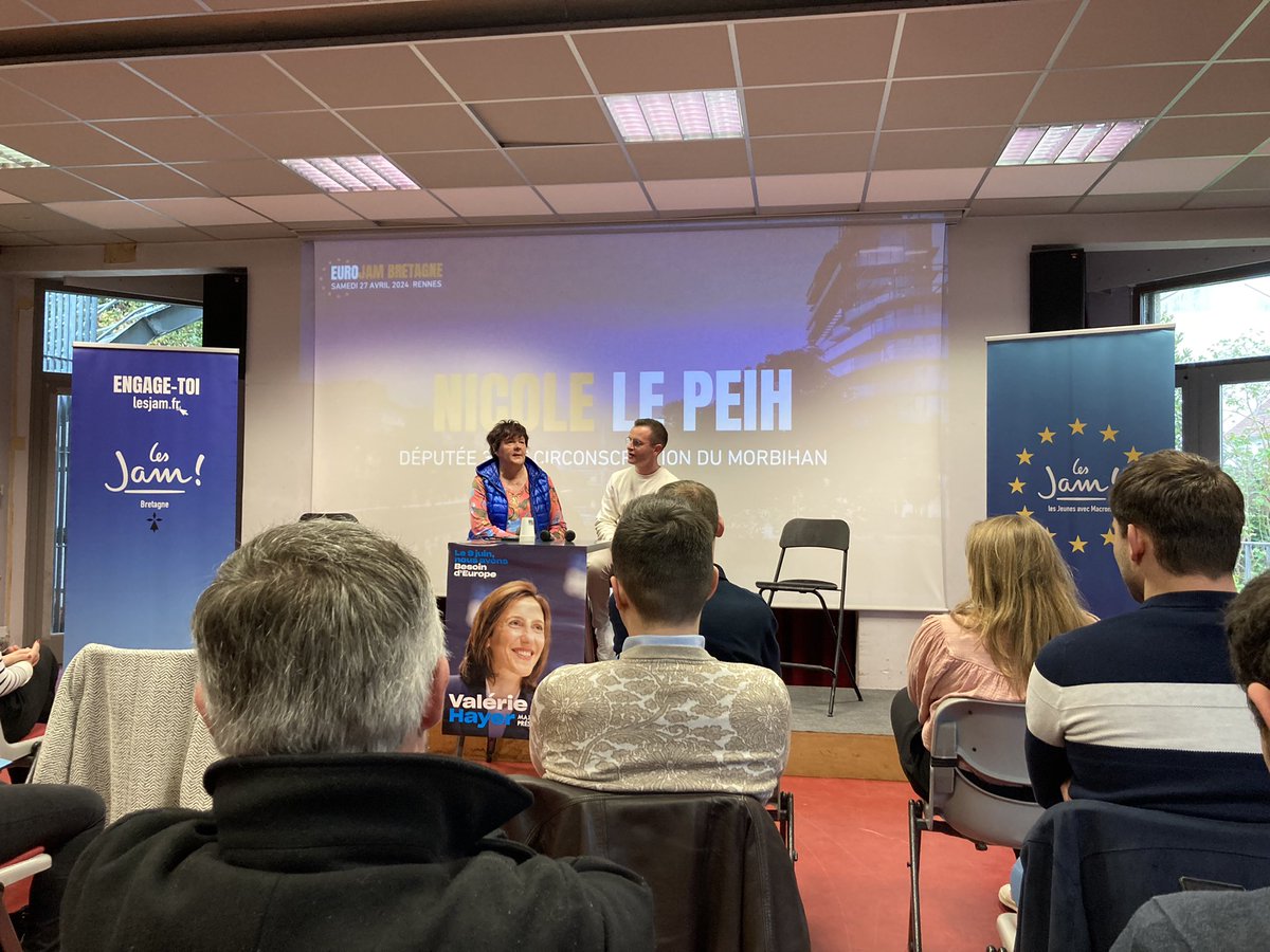 🇪🇺Début de notre EuroJam 👉Discours et plénière sur l'agriculture ! En présence de @Ambroise_Mejean , @aziliz_jrnn , Léna Ansquer , @Melvyn_SH_ , Maïwenn George et @NicoleLePeih