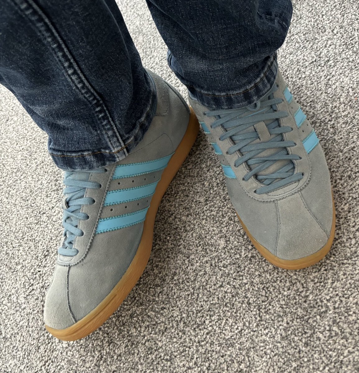 Today’s choice for the match… Tobaccos on foot /// #ShareYourStripes just one more point… #dcfc 
Up them Shaggin’ Rams 🐏