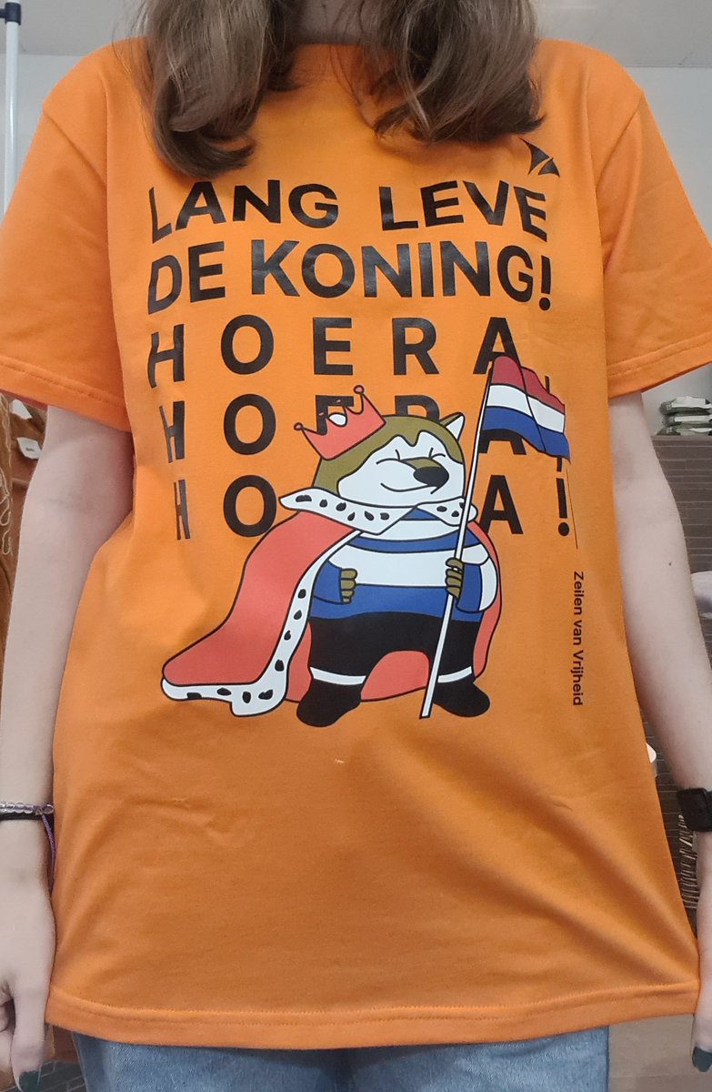 Happy King's Day, fellas! Thanks @zeilen_vrijheid for the amazing T-shirt ☺️ #SupportUkraine