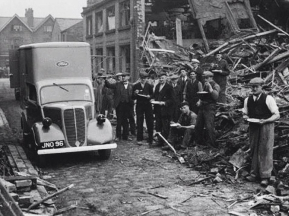 1941 - An emergency food van delivers supplies to victims of the Blitz in Bethnal Green. Within 48 hours of the start of the Blitz, a 1,000 kg high explosive bomb was dropped onto Columbia Market Air Raid Shelter, killing 38 and wounding 48 others. #eastend #WWII #history