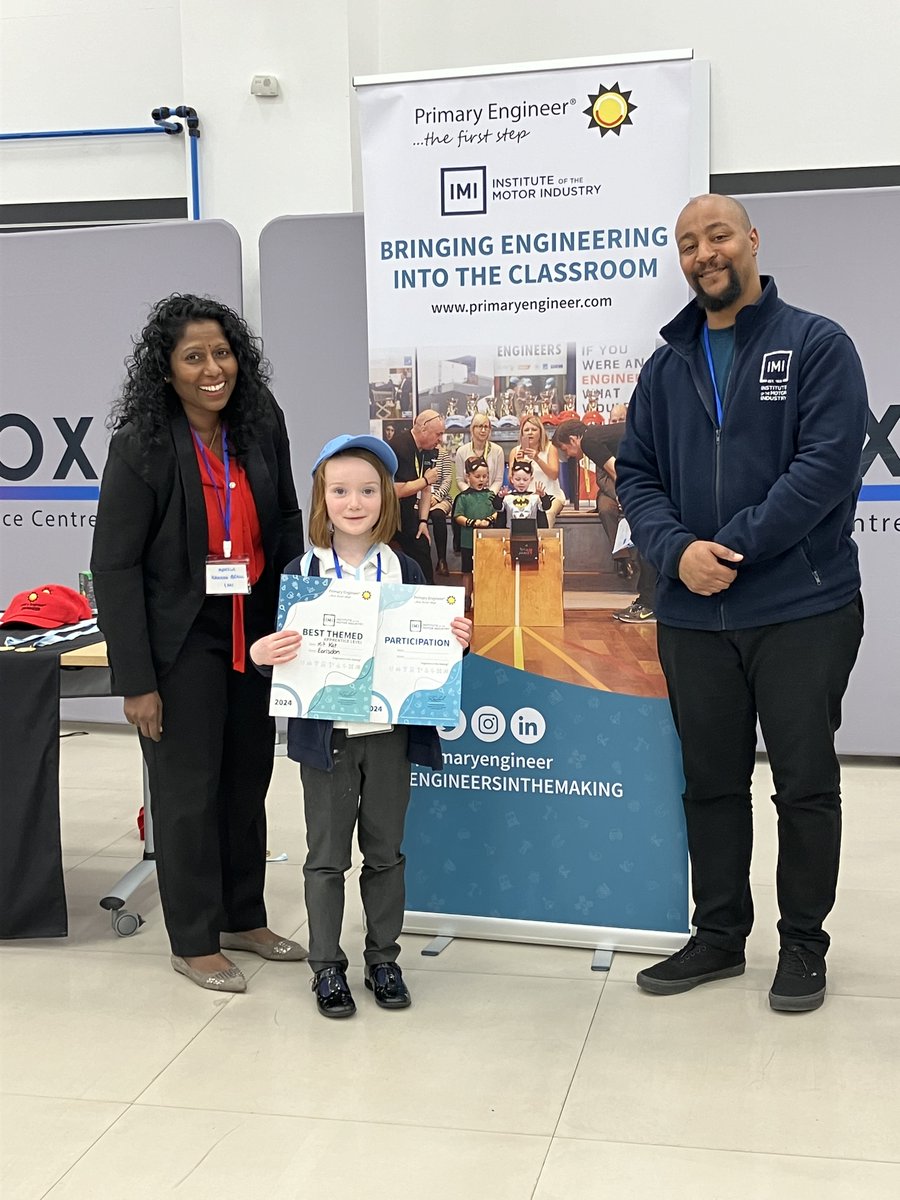 Congratulations to our Year 2 engineers who took part in a @primaryengineer event on Friday. Our children were great ambassadors for our school and we're so proud of them. We're delighted to have won Best Themed apprentice level KS1 and Best Communicator apprentice level KS1.