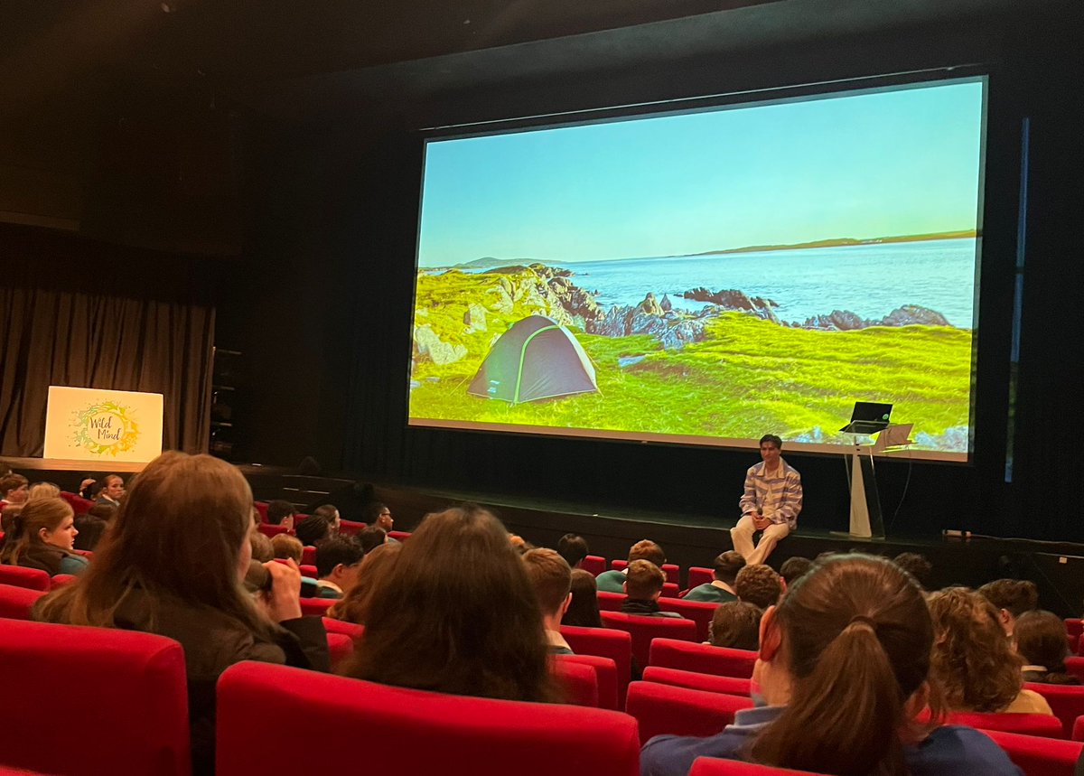 Pres TY students were delighted to visit Siamsa Tíre yesterday for the special schools event as part of the 'Wild Mind Festival“ in Fenit this weekend. Students watched the amazing 'Birdsong' and learned about Microplastics from Fionn Ferrieira. @siamsatire @wildmind_ie