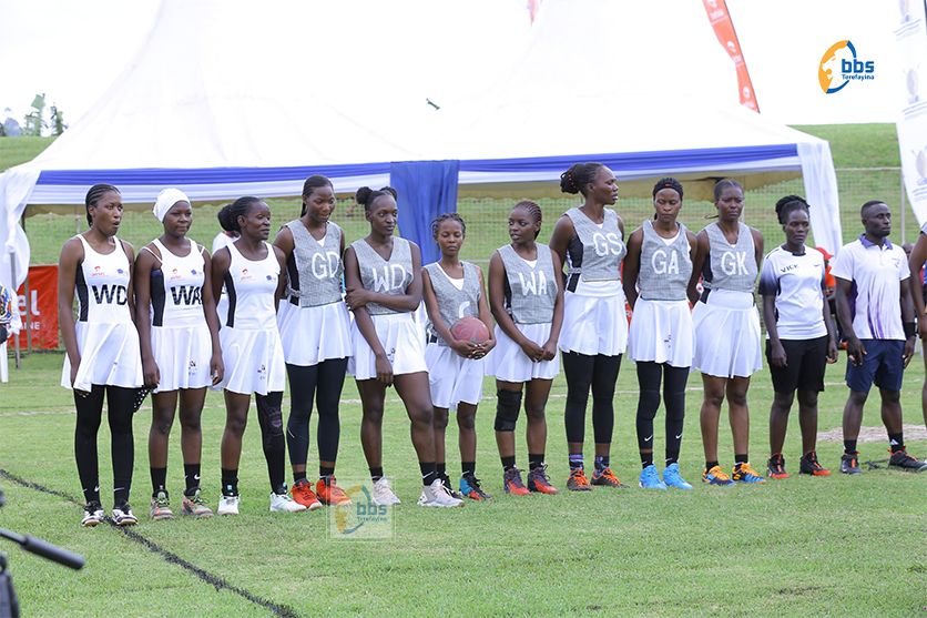 bbstvug's tweet photo. Ttiimu y'ekika ky'Engeye bweti bwerabise ng'ayetegekera okuttunka n'Enjovu okulaba ani akwata eky'okusatu. #BBSKATI #BikaCompetitions2024 #BikaNetball https://t.co/rL4U3llQvm
