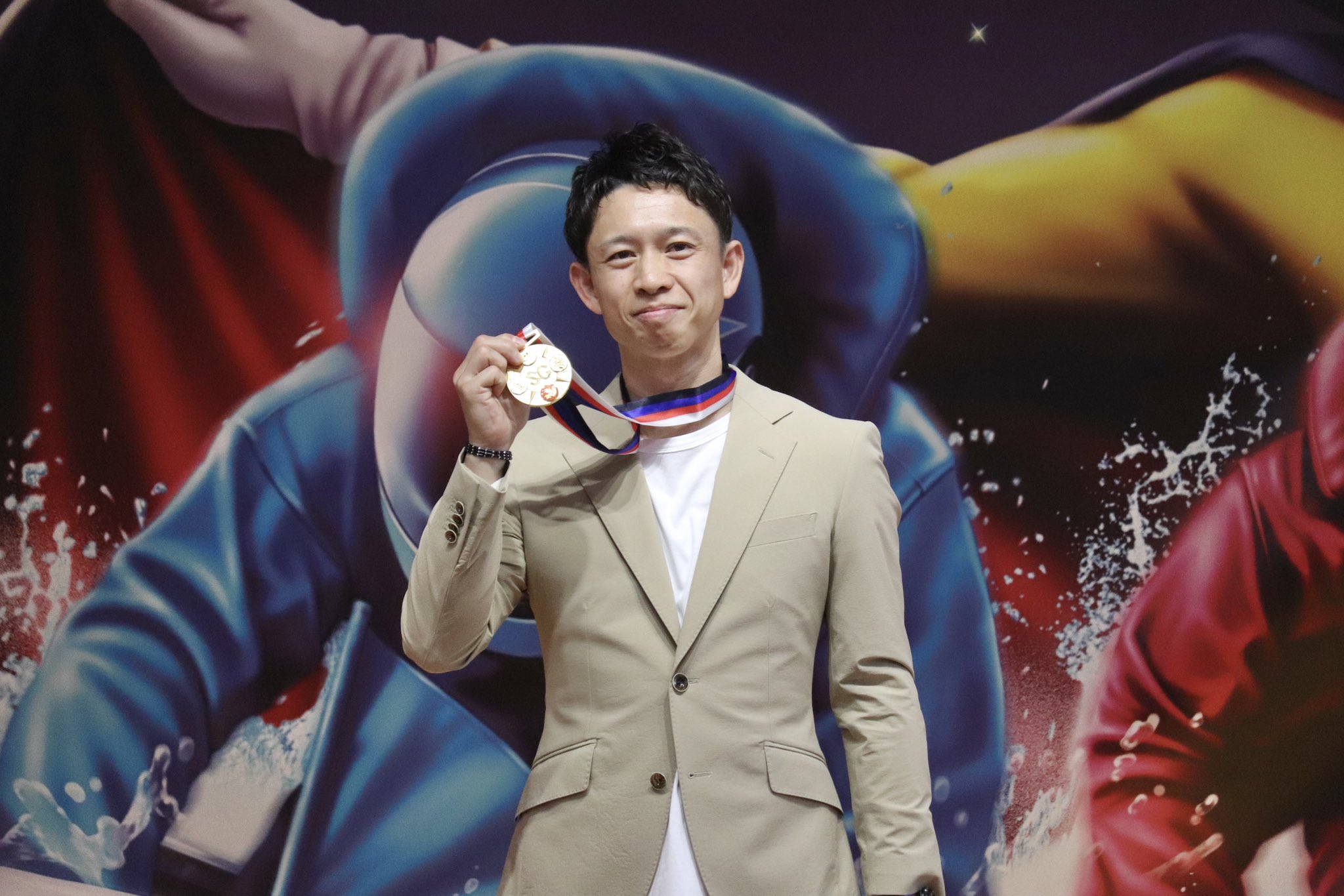 競艇　毒島誠選手サイン入り優勝トロフィー 競艇 毒島誠選手サイン入り優勝トロフィー （プレゼント】毒島誠