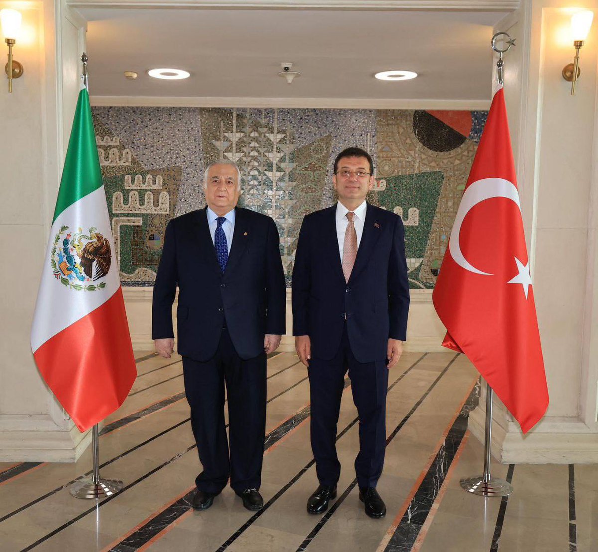 ➖ İBB Başkanı Ekrem İmamoğlu, Meksika Turizm Bakanı Miguel Torruco Marqués’i ağırladı.