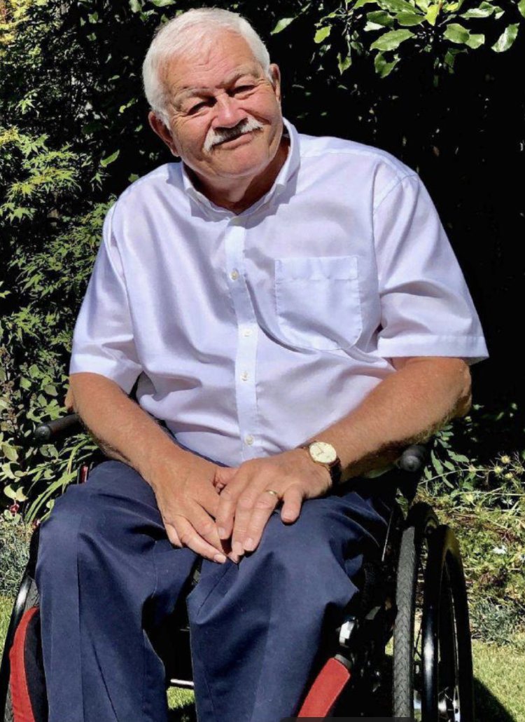 Phil Friend OBE had a letter published in yesterday's @JEPnews .
Phil has been disabled most of his life and says why he thinks that we should help people to 'thrive, not die'.
bit.ly/3UybMUS 
We oppose #assistedsuicide and #euthanasia in #jerseyci