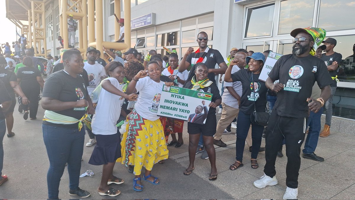 ZITF Chronicles... The Zanu PF Youth League mobilized in numbers to welcome HE President Ruto. In Africa what binds us together is more than what separates us.