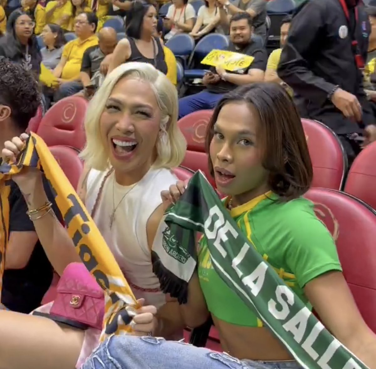 LOOK: Vice Ganda is one with the golden crowd cheering for UST 💛

#GoUSTe #GetMarkedNow #USTVSDLSU #UAAP