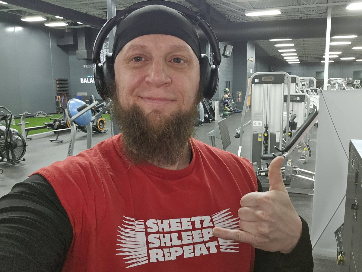 A lot of people hit the gym to get in some sorta shape

I go to the gym so I can eat more shnacks from @sheetz  😅🤣#NotAnAd
