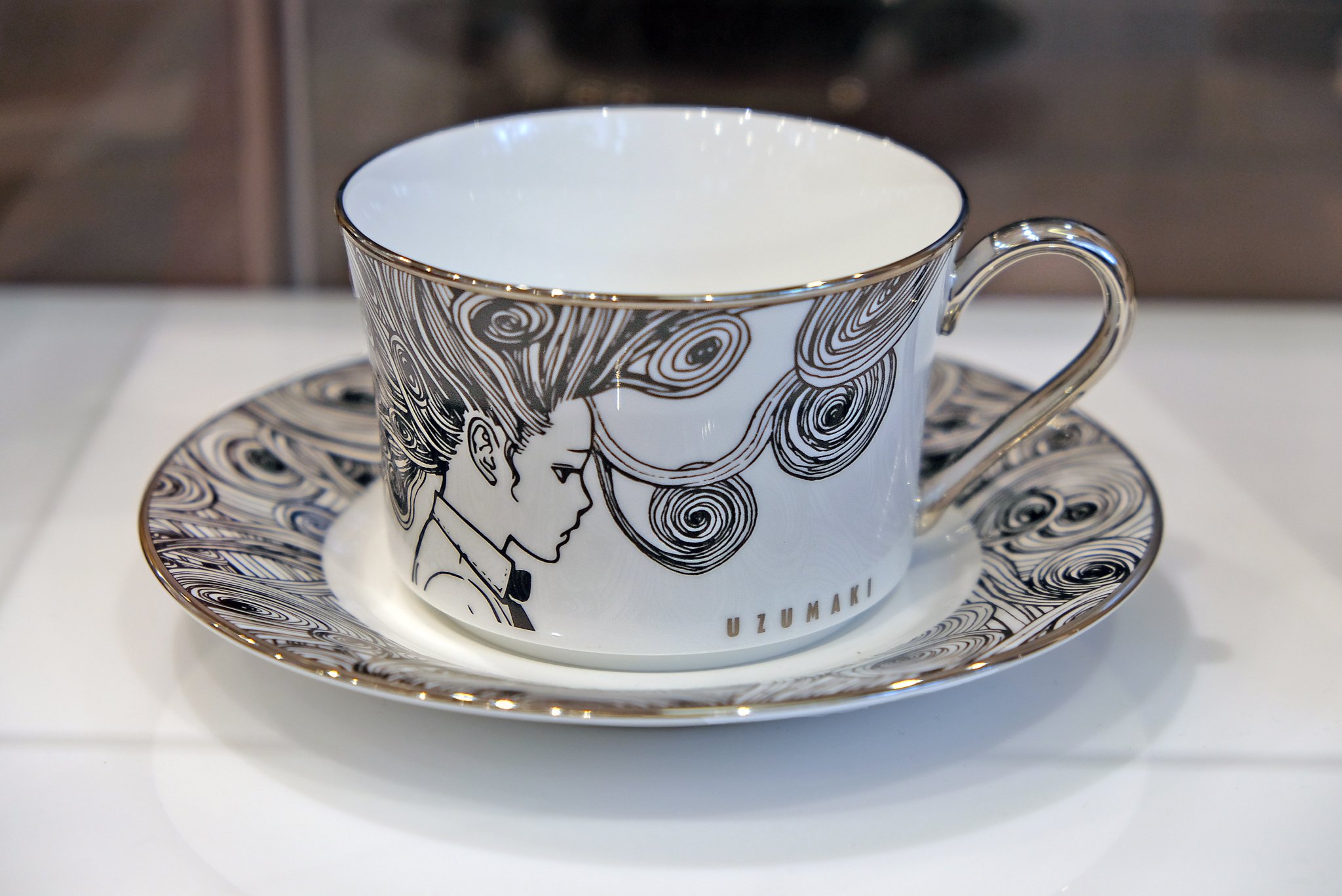 伊藤潤二展 誘惑 うずまき Noritake カップ＆ソーサー