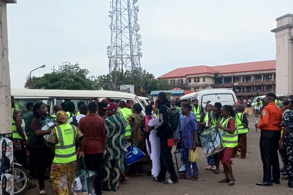 PHOTOS: Oyo Council poll takes off thenationonlineng.net/photos-oyo-cou…