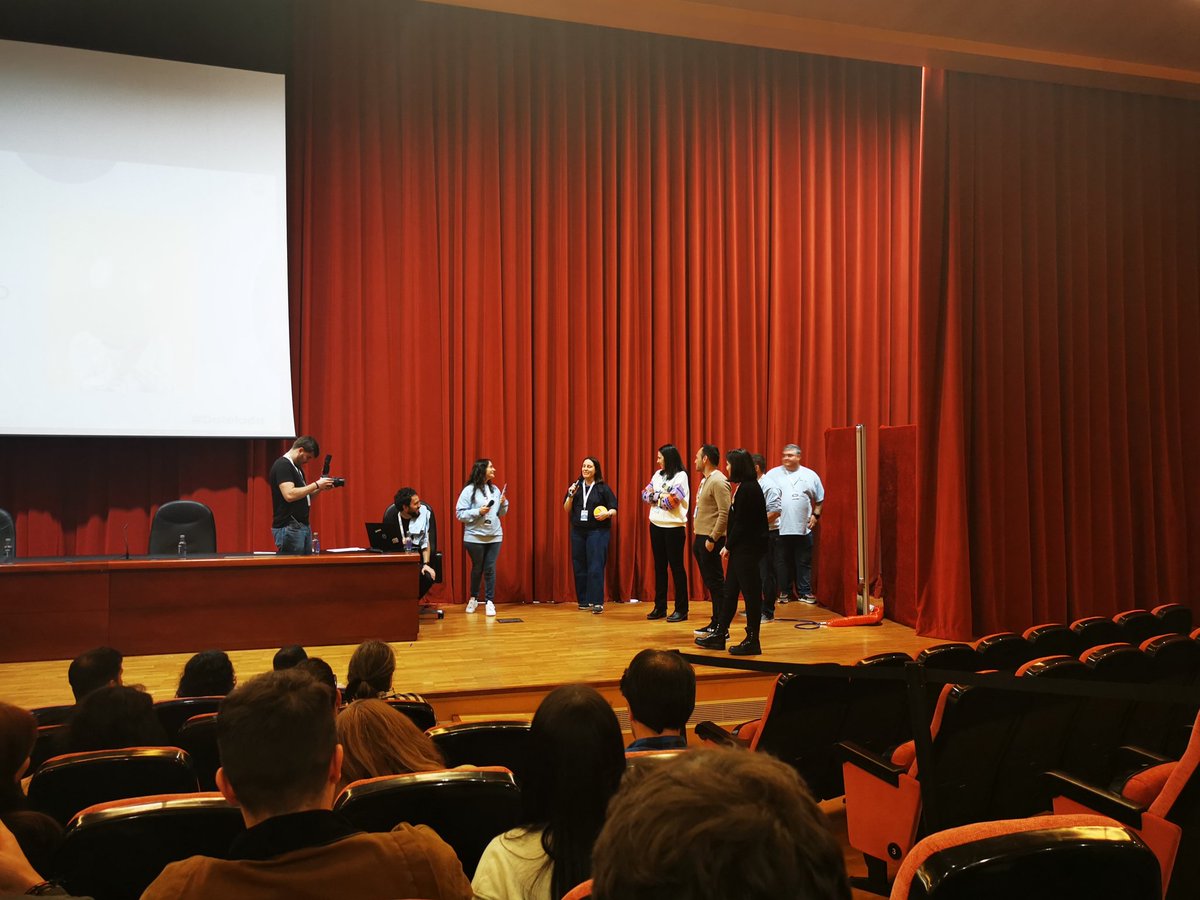 La gente de la #Datolada ya la está liando... #elcachelocaliente