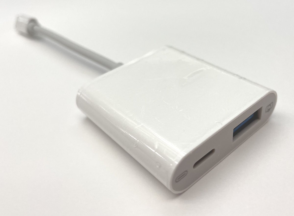 [好評発売中] Lightning iPhone用 OTGアダプター
TGC-3 1480円(税込)

LightningコネクタのiPhoneにUSB機器(USB-A)を接続できます
500mAまでのデバイスに対応
Lightning充電端子付き　充電しながら使えます
iOS13～17対応　アプリインストール不要！
#アキバのお店