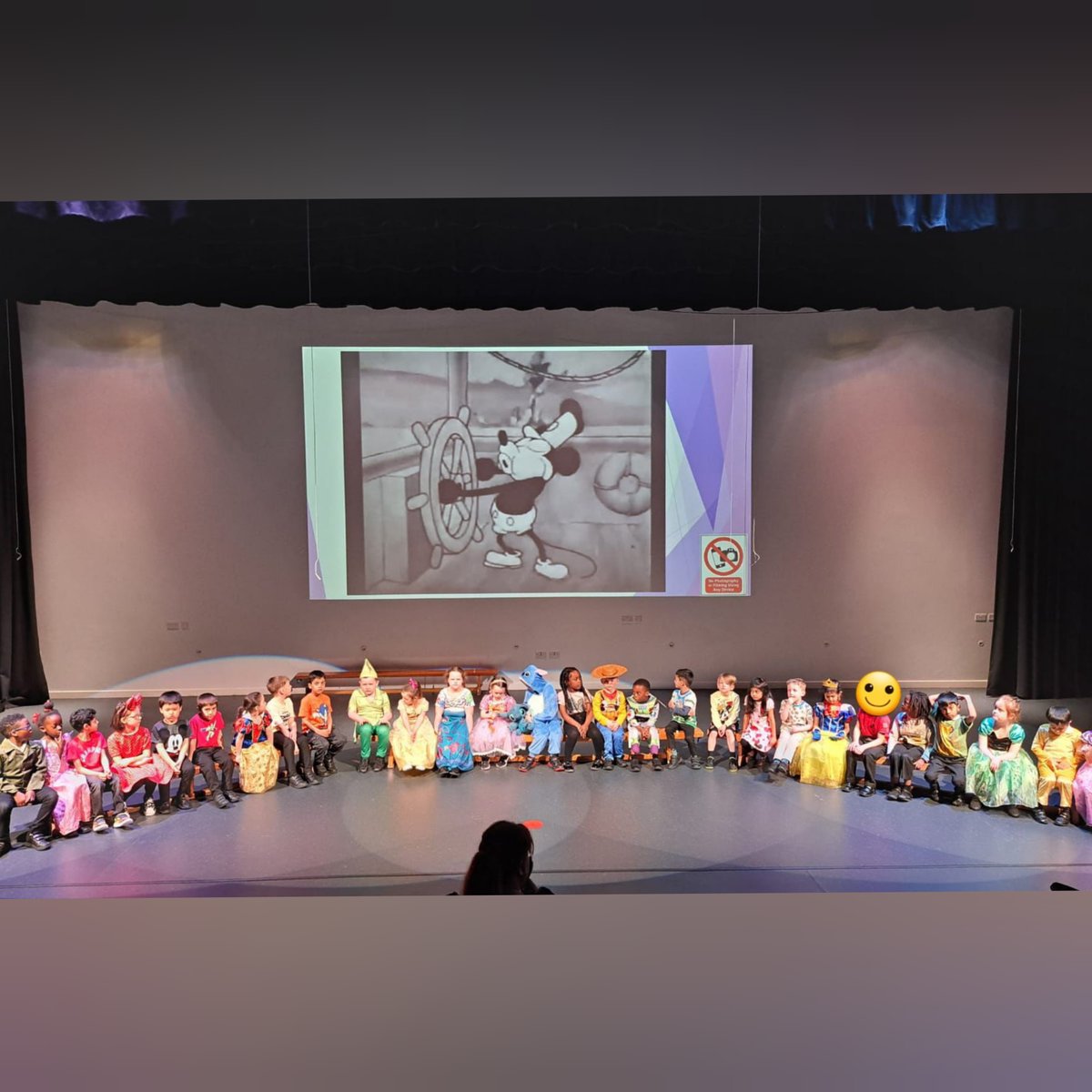 🌟🏰🎶 A huge round of applause is due to Class 6 for their enchanting Disney-themed assembly! Tales of friendship, bravery, and magic ✨ truly captured the essence of Disney and the power of friendship! #DisneyMagic #FriendshipGoals #WeAreLeeChapel 🎉👏