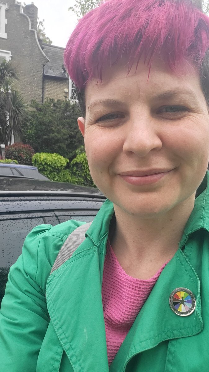 Great to see so many @LonGreenParty teams out across #London today for the last Satuday before the election. Enjoy! I'm joining @a4antoinette and @hackneygreens to speak with Hackney residents about our Green plans for the city. #VoteGreen