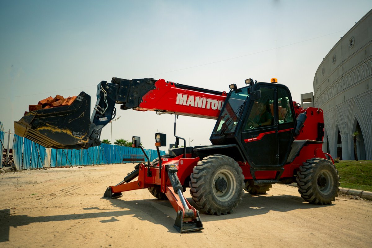 Looking for renting a Telehandler?
You are at right place. Elevate Your Projects with our Telehandler - Available for Rent!
AGGCON is a trusted name, always committed to serve with excellence.
Contact Us.
+91 8800492290, +91 8130192117
Info@aggconequipments.in
#Aggcon20…