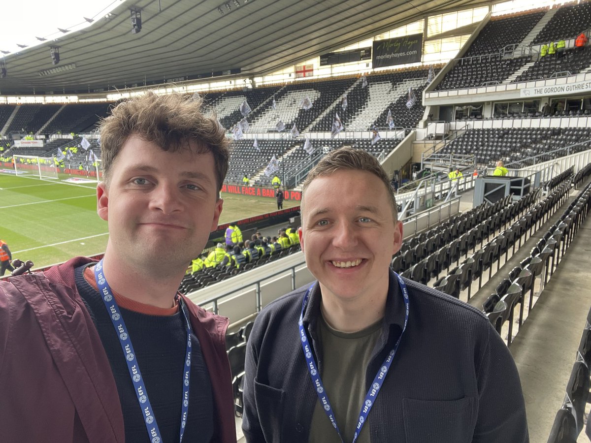 🫡 Ready for the final league game of the season, @Tim_Derbs and @CharlieHowell_ are in position 

Don’t miss a kick of #DCFC v #CUFC with their #AudioDescription commentary from 11.45am 🤩
