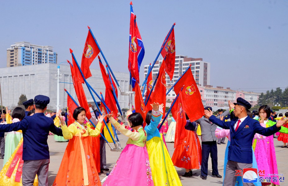 The people and service personnel in the DPRK celebrated the 92nd founding anniversary of the Korean People's Revolutionary Army (KPRA).
#DPRK #NorthKorea