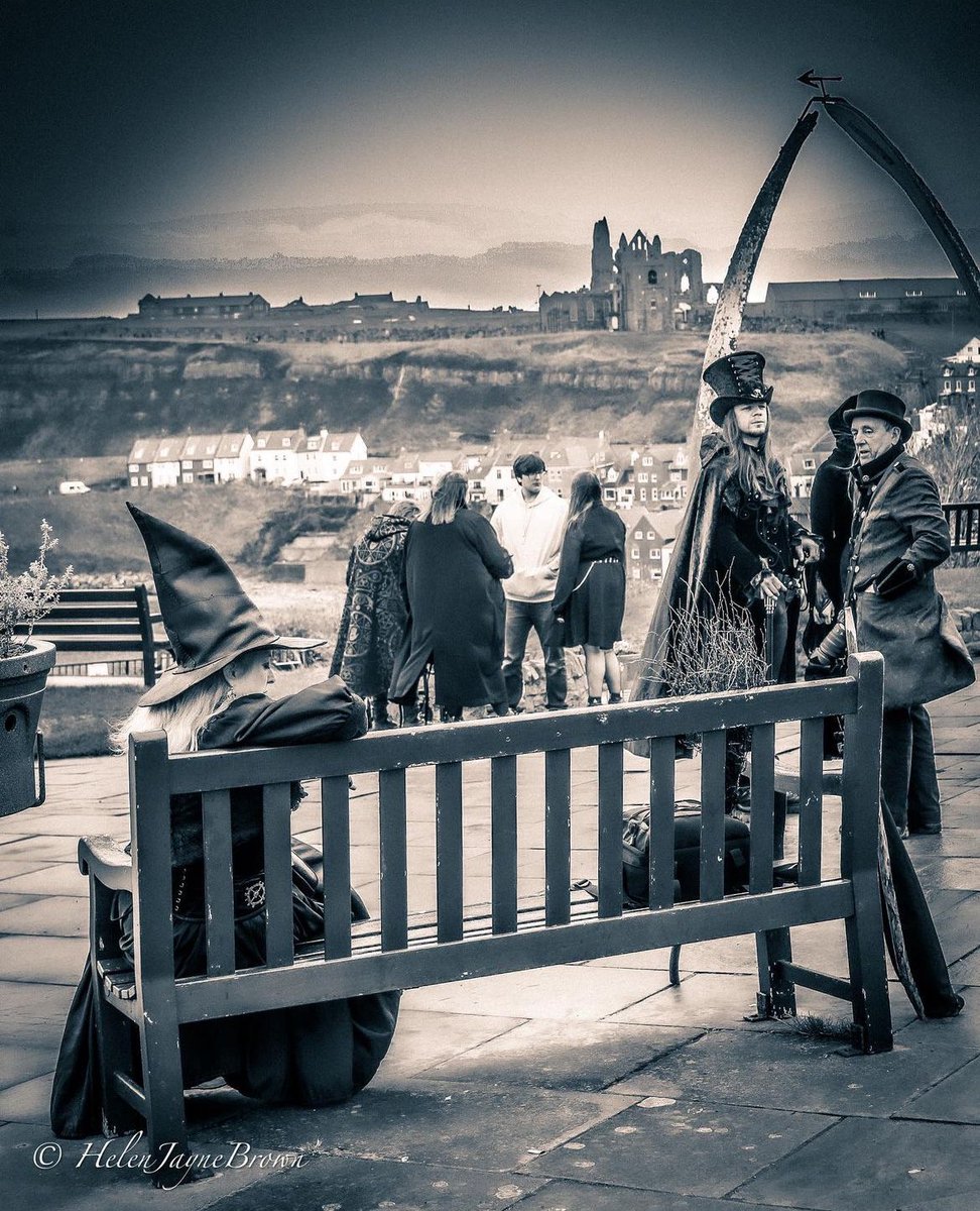 🦇 It’s Whitby Goth Weekend! 🦇

Accommodation always sells out really quickly, so snap yours up now. The dates of the next festival are Friday 1st – 3rd November 2024. 

To book, visit: sykescottages.co.uk/cottage/North-…

📷: Helen Brown 

#whitbygothweekend