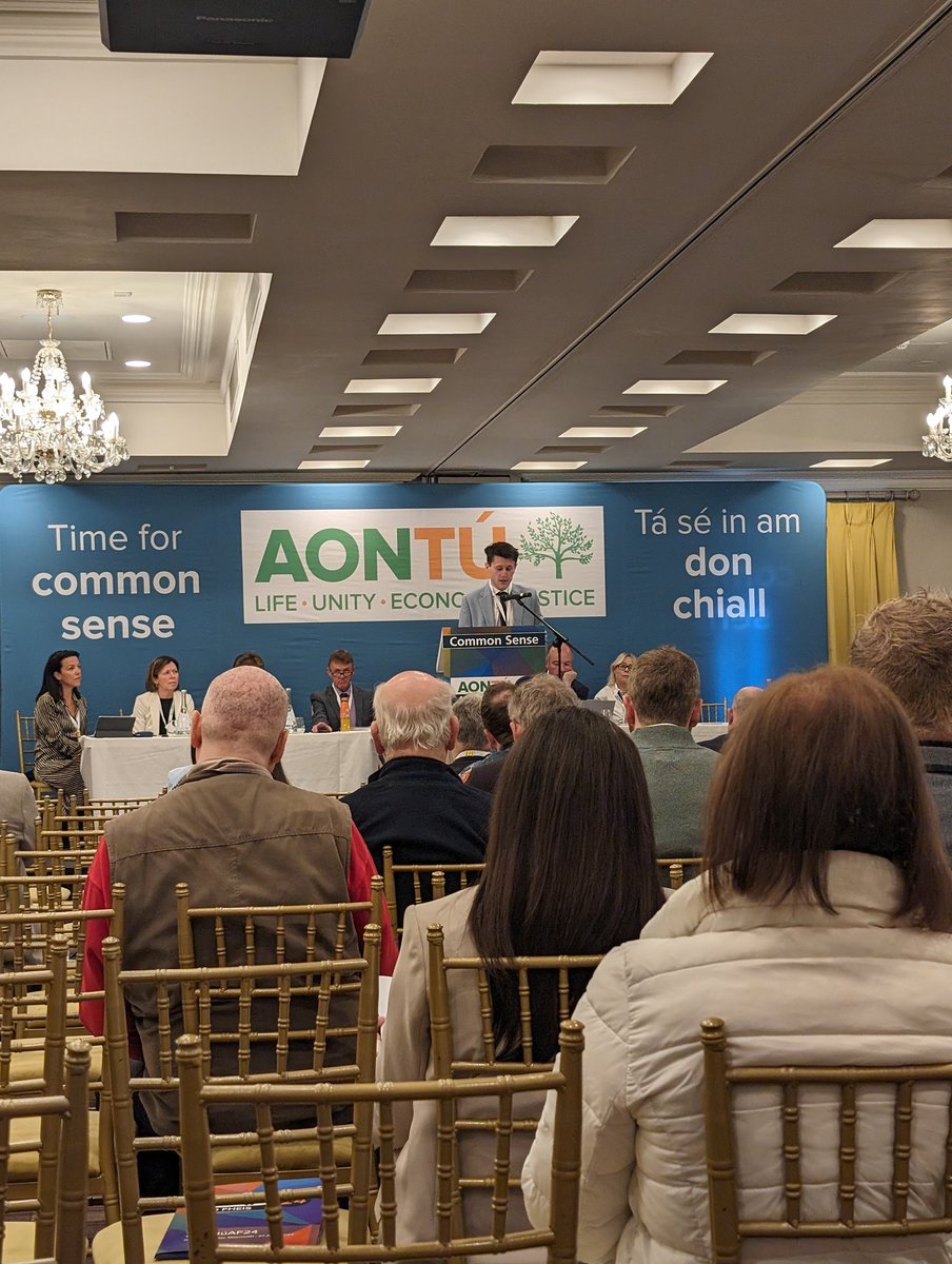 Ógra's very own Brandon Scott & Ashbourne local election candidate speaking this morning on the issue of drug abuse in our country. Thanks to Brandon for highlighting the grave problems that drugs cause to our young people and families in Ireland today. #AontúAF24