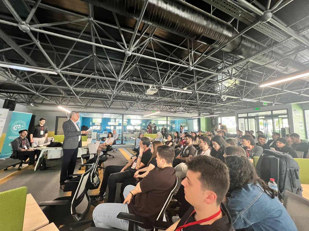 Bu sefer de katılalım dedik!

Topluluğumuz PAGİT Spektrum ve EcoPioneers adlı 2 iddialı takımıyla birlikte, okulumuzun değerli kulüplerinden olan Optimum Kulüp’ün düzenlediği “Dönüşüm Ideathonu: Yeşil Zihinler, Parlak Fikirler” yarışmasına katıldı.

#ideathon #dönüşümideathonu