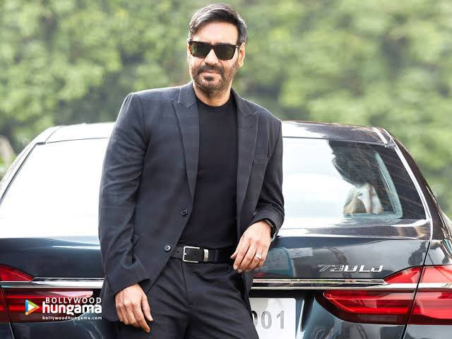 Last 10 films of #AjayDevgn; Overseas Gross at the Box Office: 

#Maidaan: $ 1.5M est*
#Shaitan: $ 4.2M
#Bhola: $ 1.7M
#Drishyam2: $ 7.2M
#ThankGod: $ 1M
#Runway34: $ 1.9M
#Tanhaji: $ 4.8M
#DeDePyaarDe: $ 2.8M
#TotalDhamaal: $ 6.5M
#Raid: $ 3.3M

Total: $ 34.9M