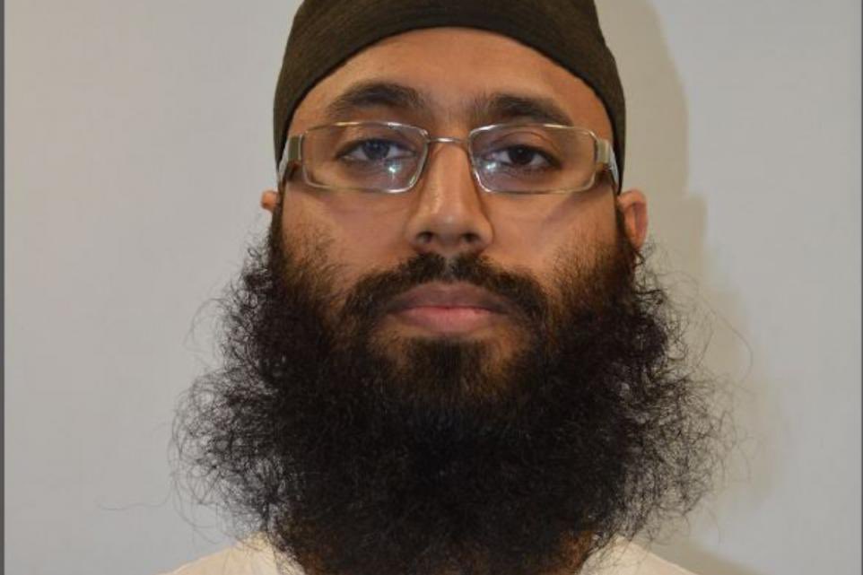 Muhammad Abid, 33, of Newham was found guilty of breaching terms under the Counter Terrorism Act yesterday (April 23) (Image: Met Police)

Another scum savage to deport asap! 

newhamrecorder.co.uk/news/24275891.…